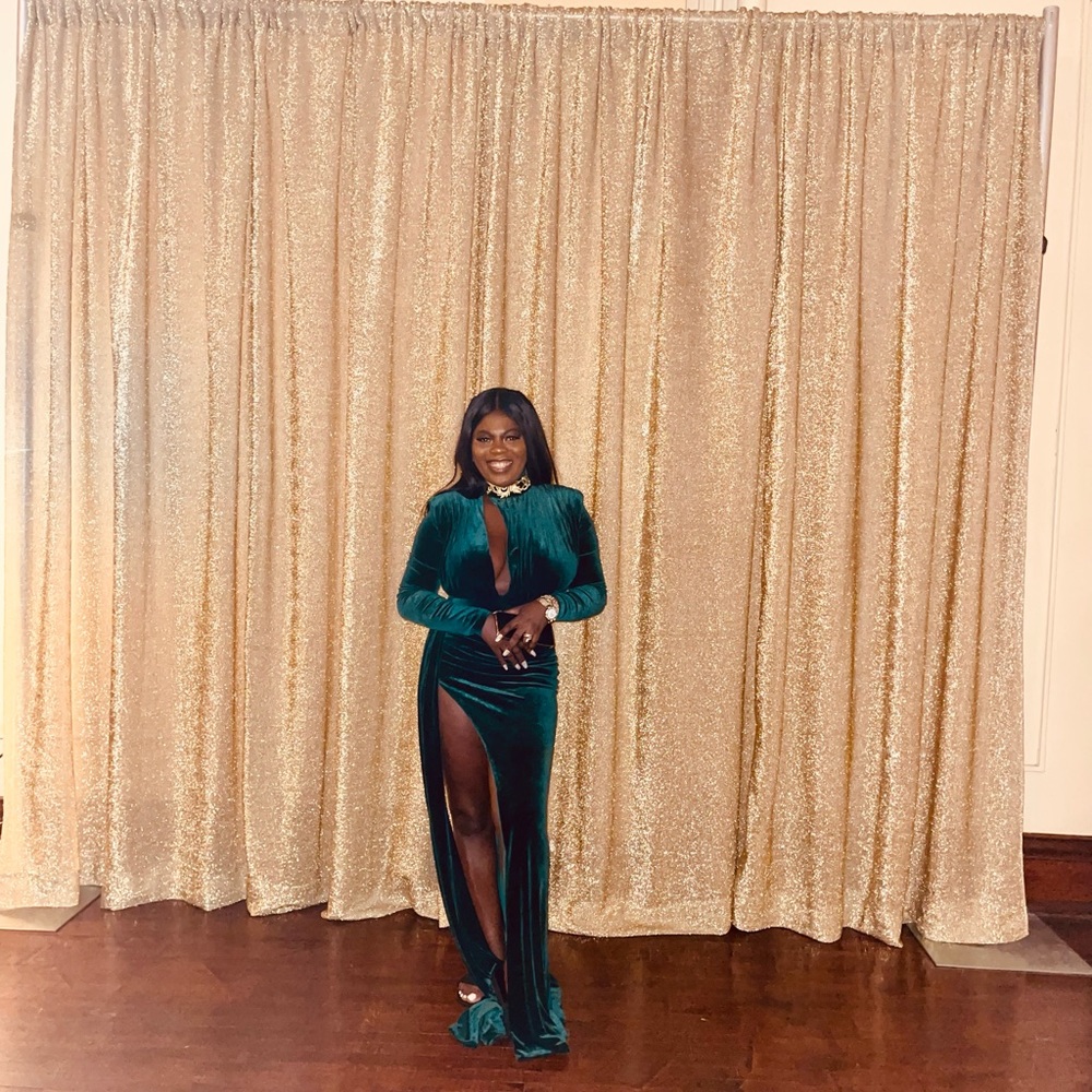 Zenaida Emerald Green Cutout High Slit Velvet Gown size: small